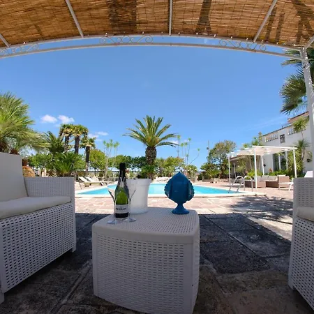 Li Carlucci Lejlighed *